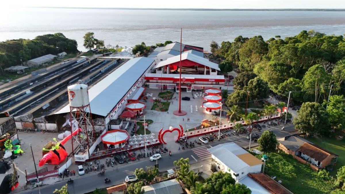 Festival de Parintins: como título é definido entre Caprichoso e Garantido