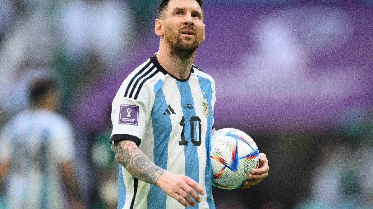 Filhos de Messi chamam atenção por briga durante jogo da Agentina na Copa
