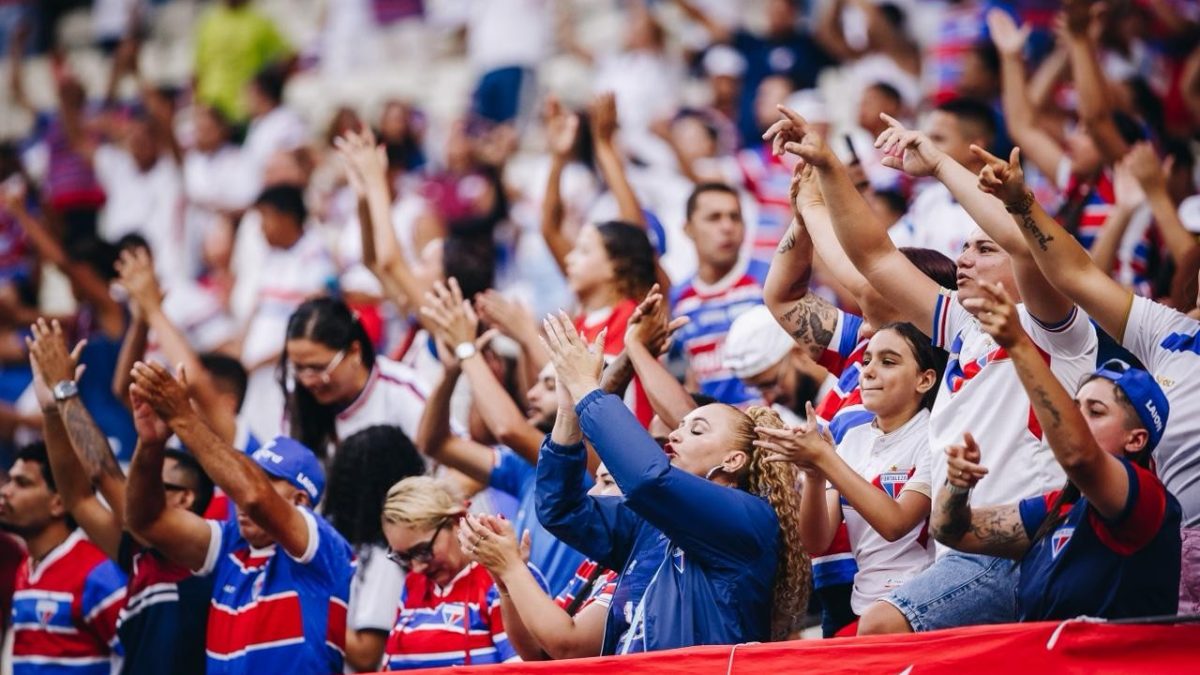 Fortaleza lança ingresso solidário para jogo contra Sport