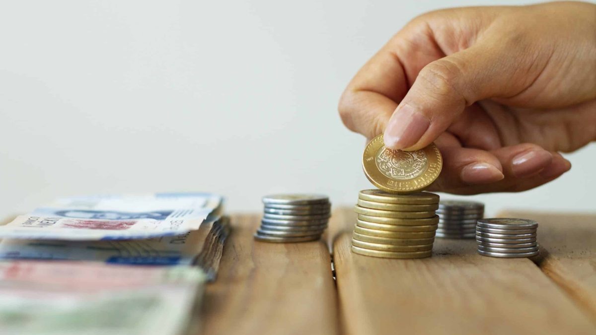 Brasil define salário mínimo de R$ 1.621 para 2026