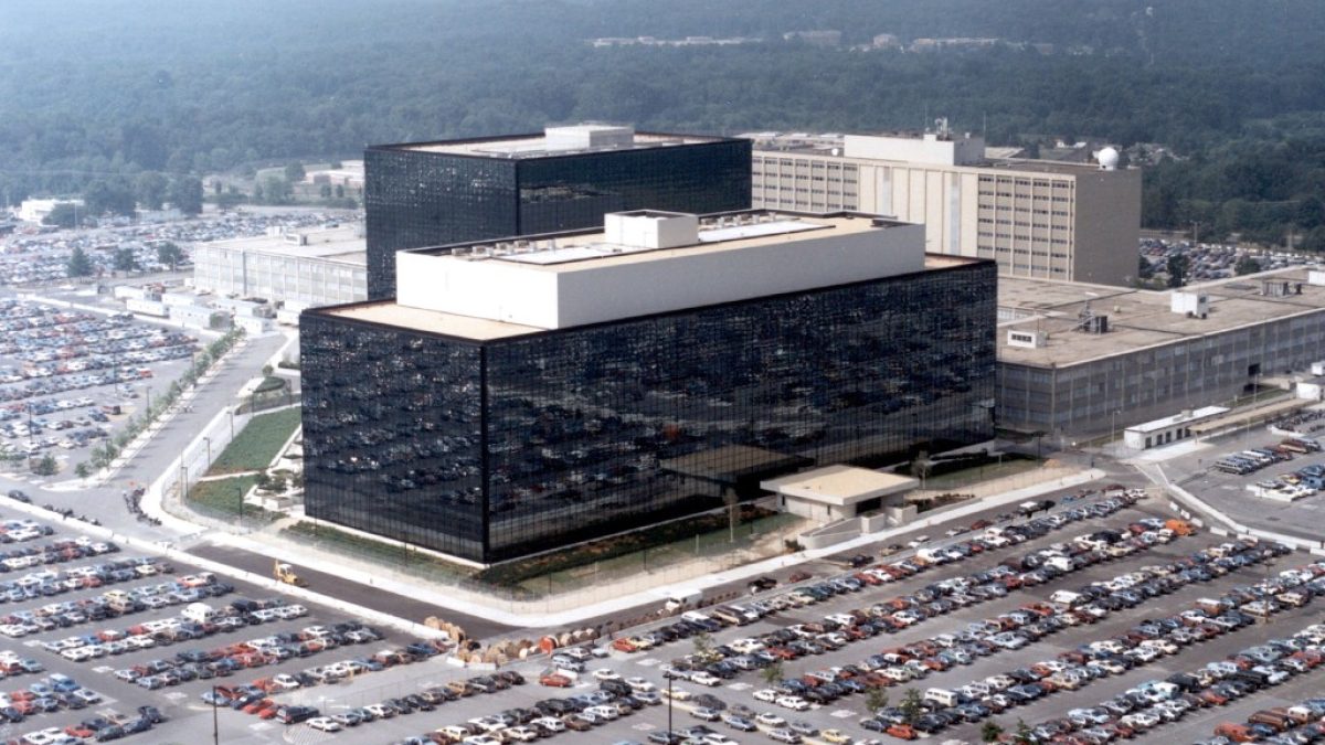 Mythos conseguiu invadir “quase todos” os sistemas da NSA, diz diretor da agência
