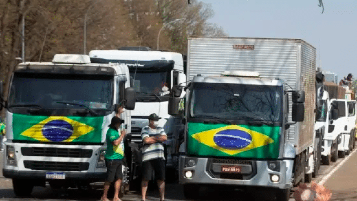 Relator inclui anistia a bloqueios de 2022 em MP do Frete; texto pode ser votado antes do recesso