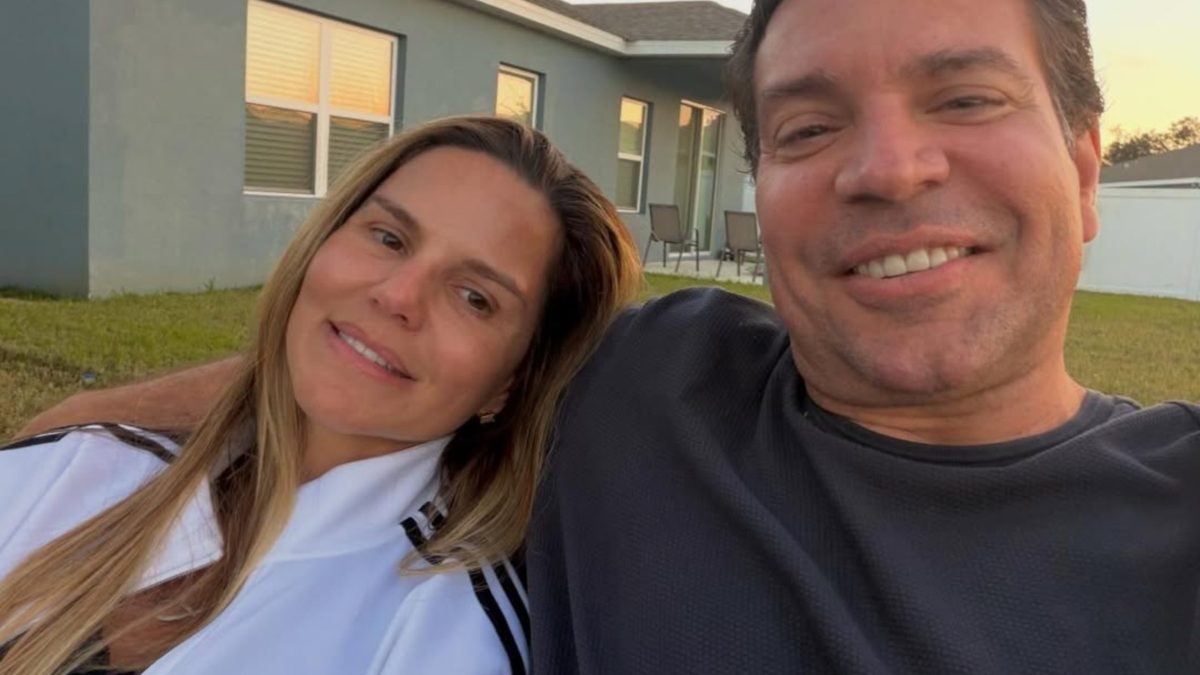 Mulher de Ramagem ganha “licença-prêmio” e chega a 7 meses longe do trabalho