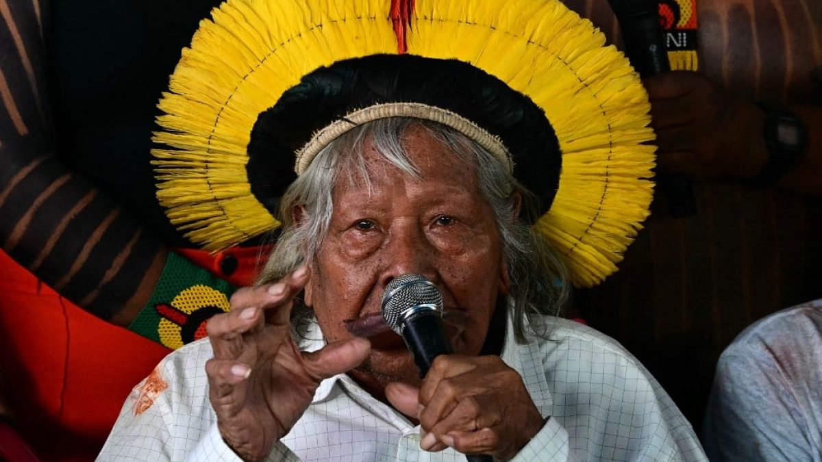 Cacique Raoni Metuktire é reinternado em UTI em estado grave