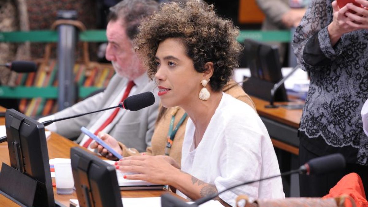 Comissão aprova projeto que dispensa tempo de residência para vítimas de violência no Minha Casa, Minha Vida