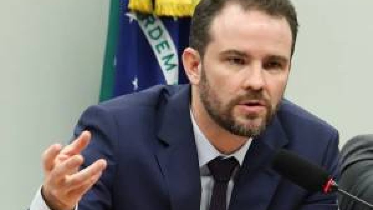 Brasil planeja maior estreia em emissão de títulos em iuanes para “testar” mercado