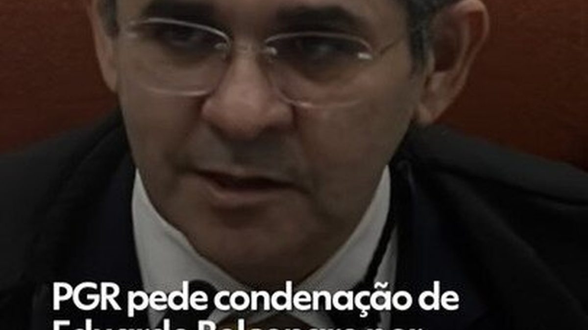 PGR pede condenação de Eduardo Bolsonaro por coação no processo sobre trama golpista
