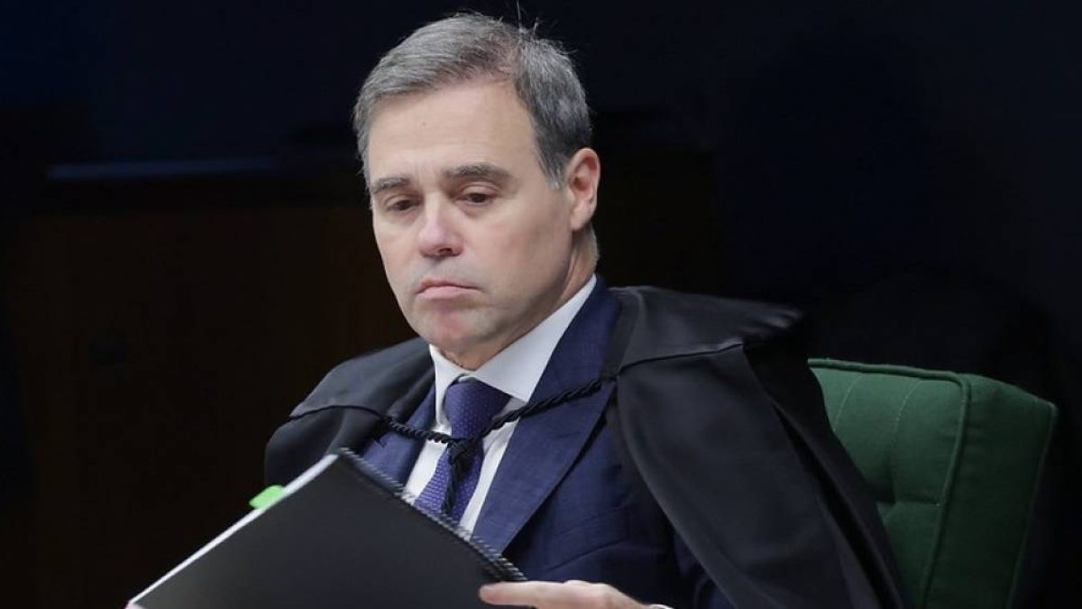Mendonça vê ‘contornos de máfia’ em investigação sobre o Banco Master