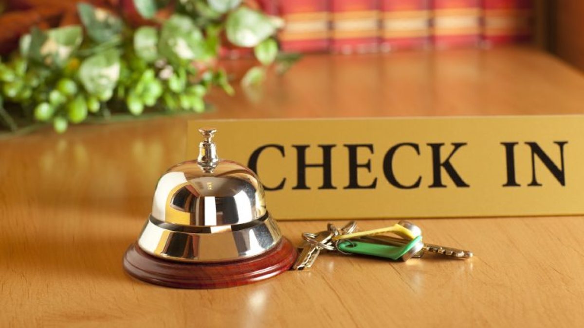Comissão debate projeto que flexibiliza horários de check-in e check-out em hospedagens