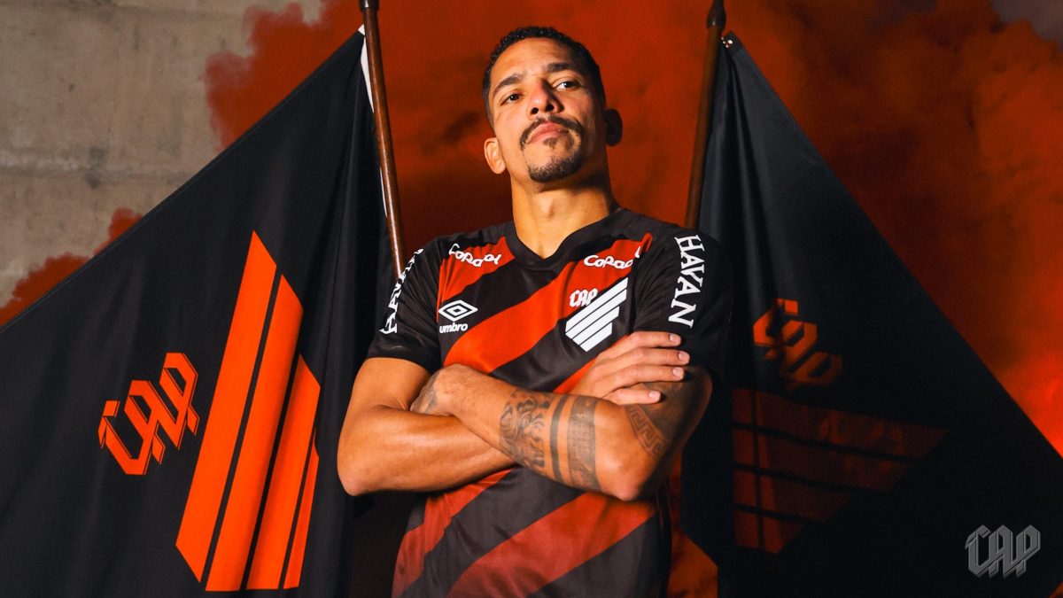 Athletico oficializa a contratação do lateral-direito Gilberto; saiba detalhes
