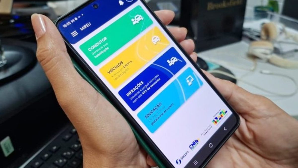 Lula sanciona lei que renova CNH automaticamente para bons condutores