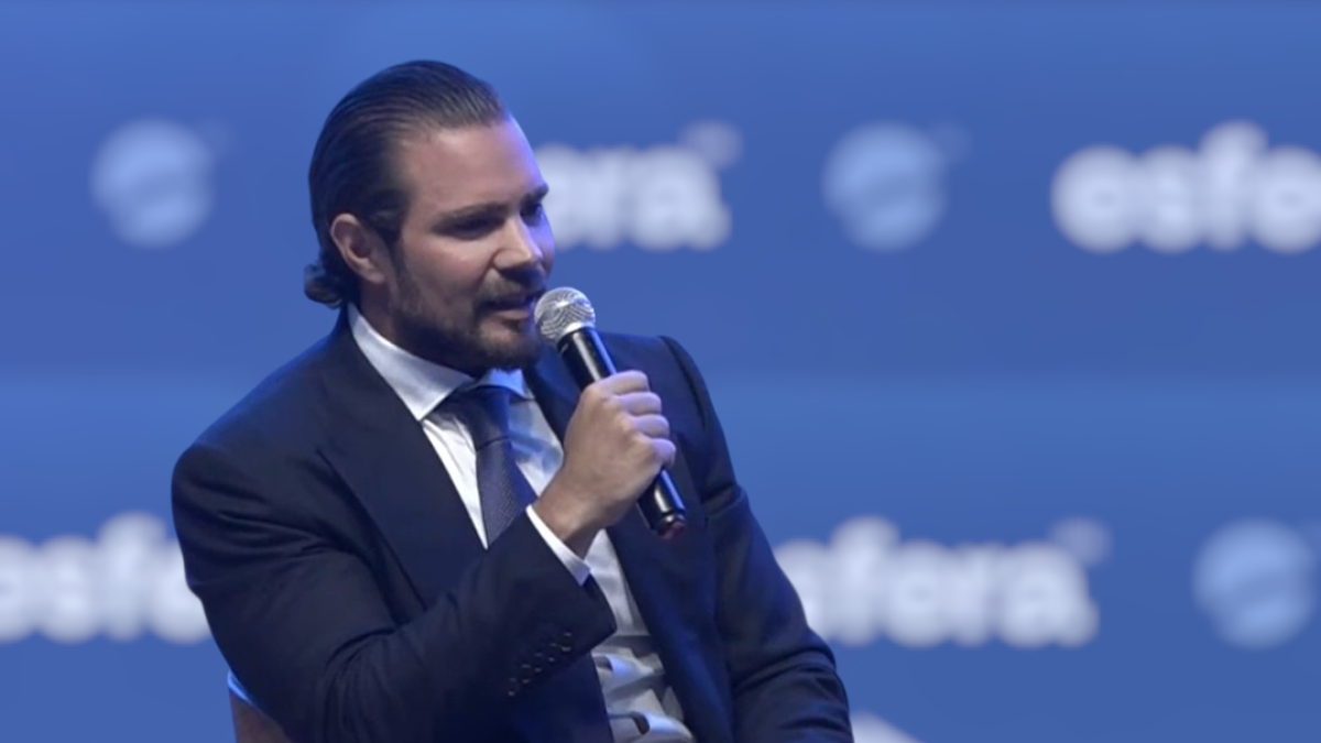 Caso Master: sigilo retirado revela benefícios a políticos; STF condena Eduardo Bolsonaro