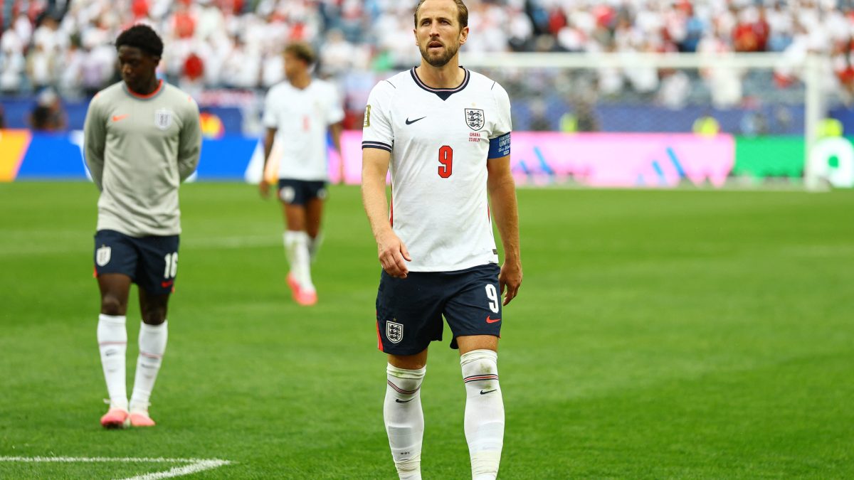 Técnico da Inglaterra fala sobre dependência de Kane e faz comparações com Messi e Mbappé