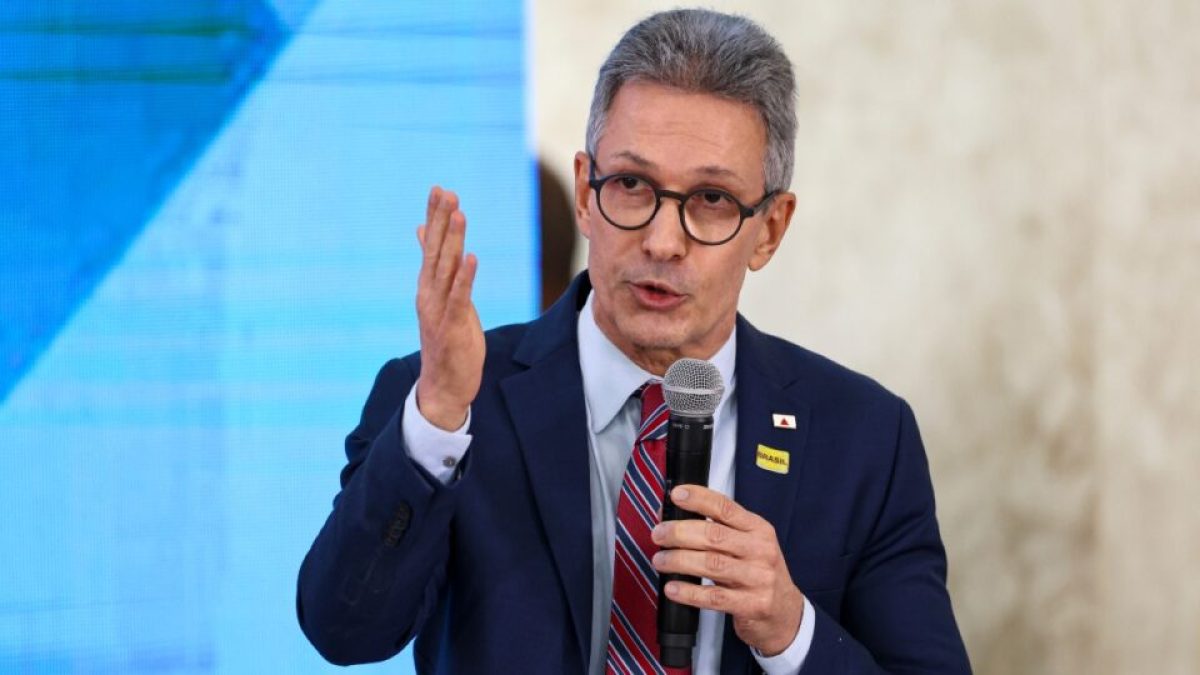Zema reconhece crise com PL, mas diz que não se arrepende de críticas a Flávio