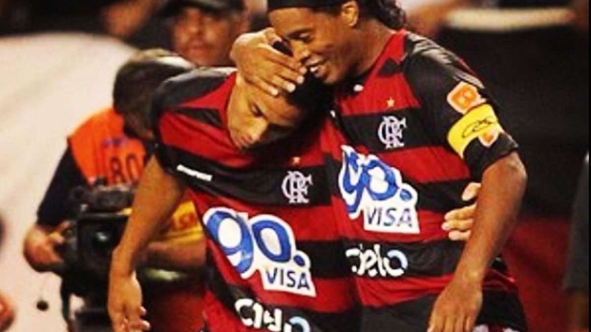 Ex-atacante do Flamengo, Wanderley busca primeiro título como técnico no Paranavaí