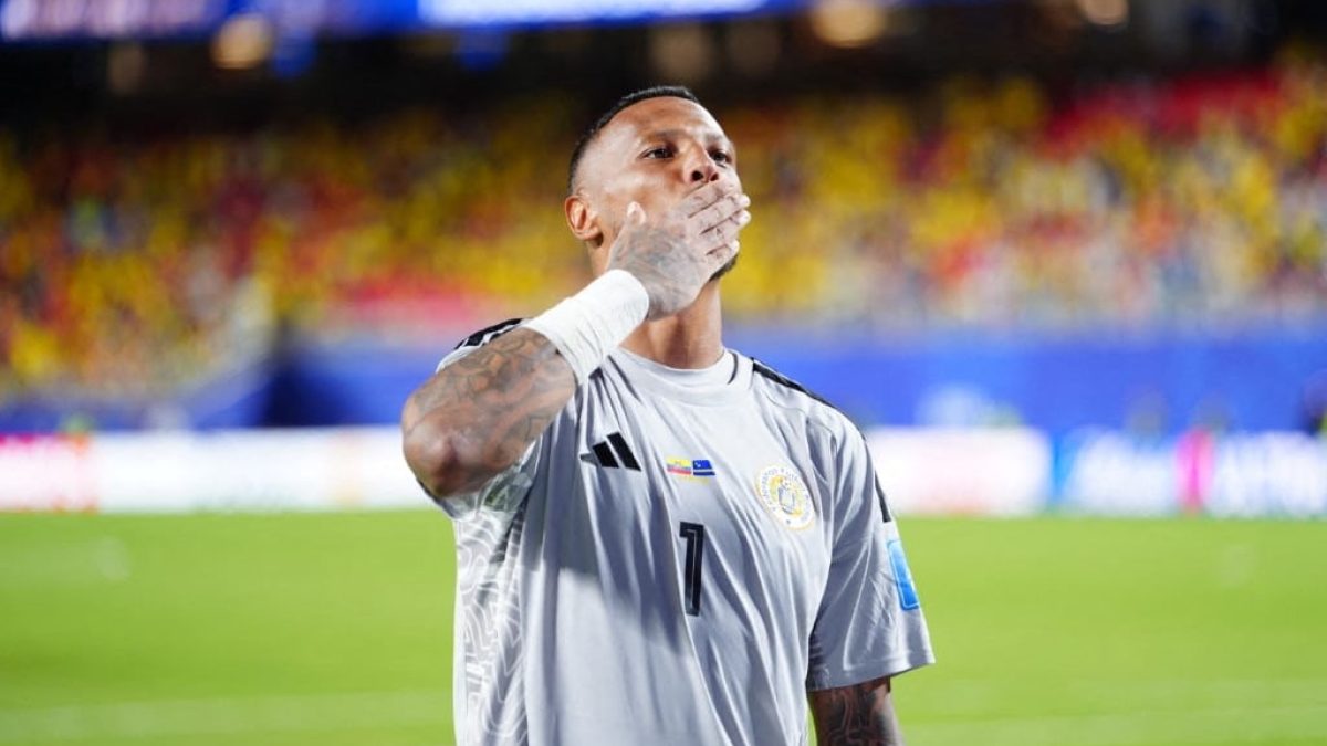 Curaçao faz história pela terceira vez e deixa Equador perto da eliminação