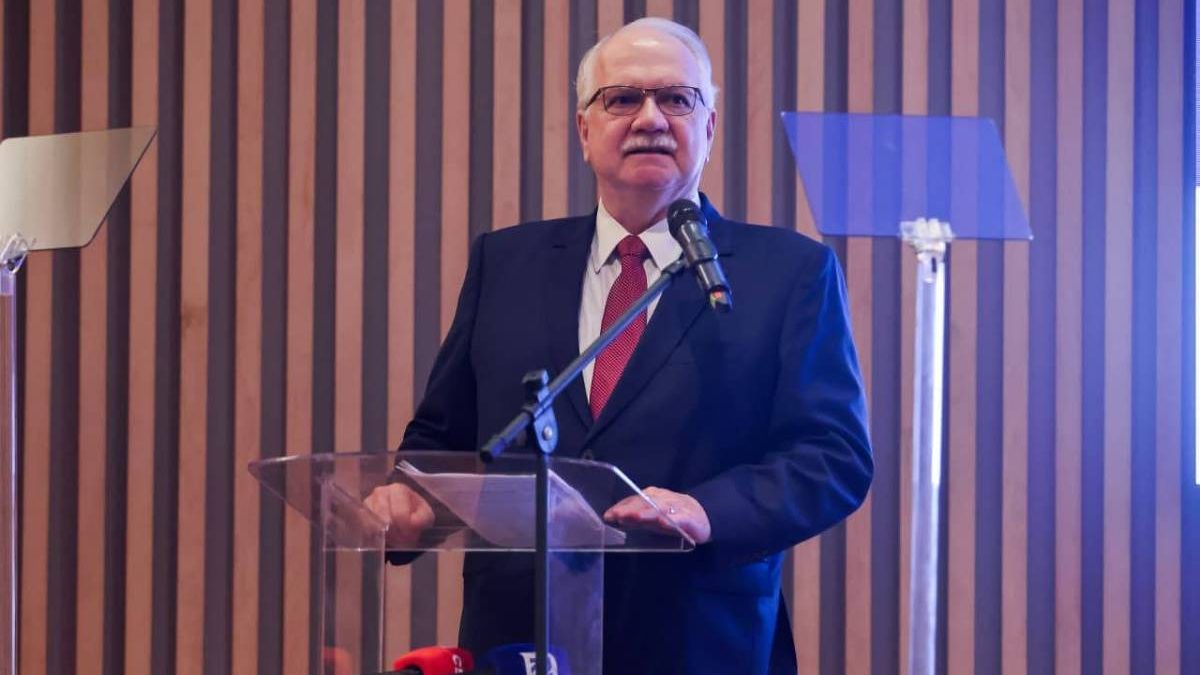 Fachin admite pagamentos exorbitantes a juízes sem justificativa e prevê novas regras