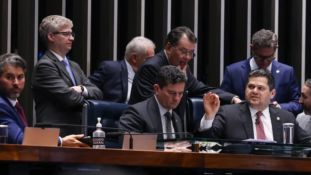 Senado aprova uso do Fundo do Pré-Sal para quitar dívidas do agro