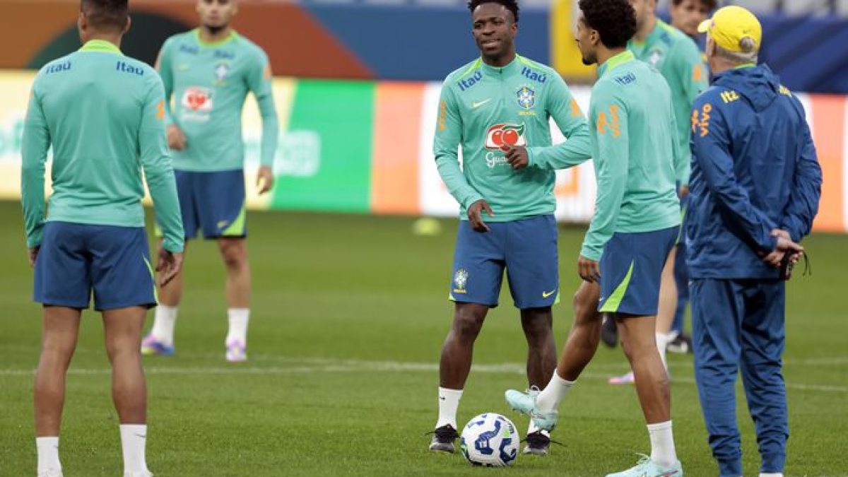 Brasil enfrenta Egito em último amistoso antes da Copa com mudanças na escalação