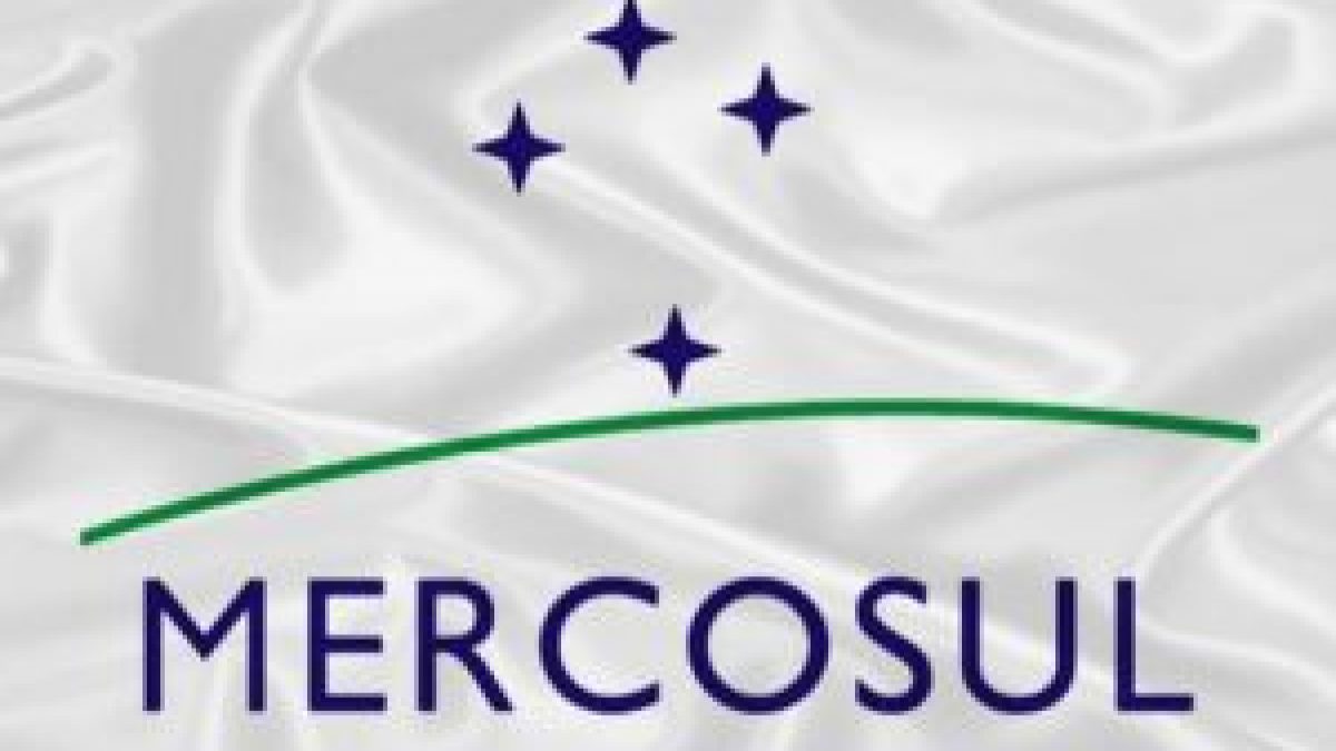 Câmara aprova Protocolo de Montevidéu que prevê sanções por ruptura democrática no Mercosul