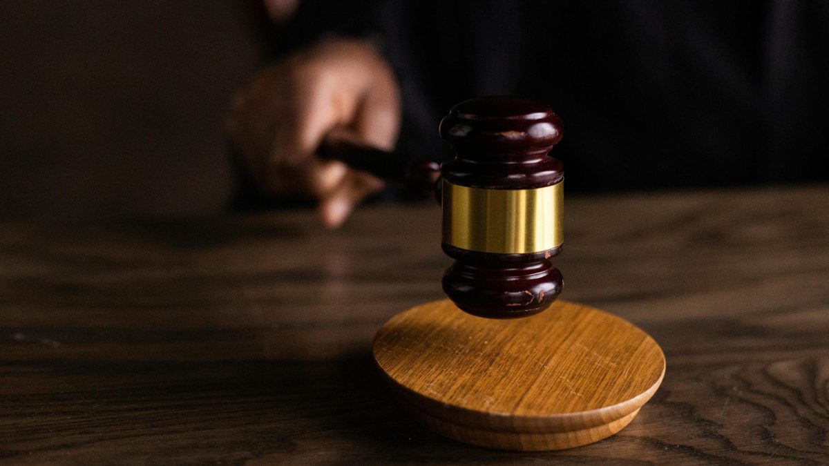 Como a inteligência artificial tem sido usada para manipular juízes e tribunais ao redor do Brasil