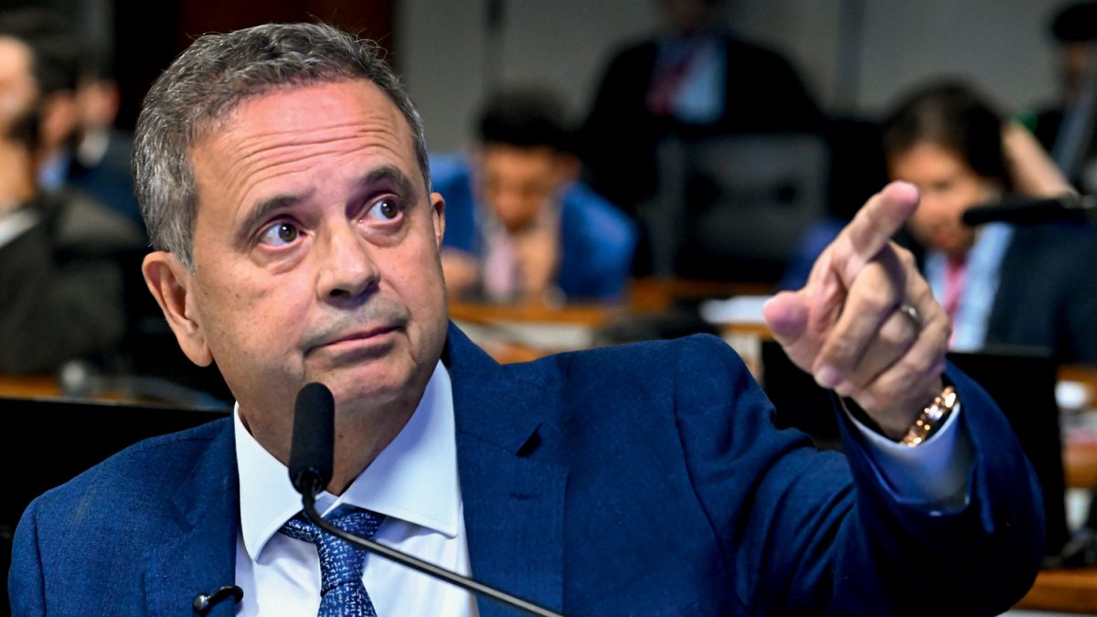 Marinho usa ironia para defender PEC alternativa ao fim da escala 6×1