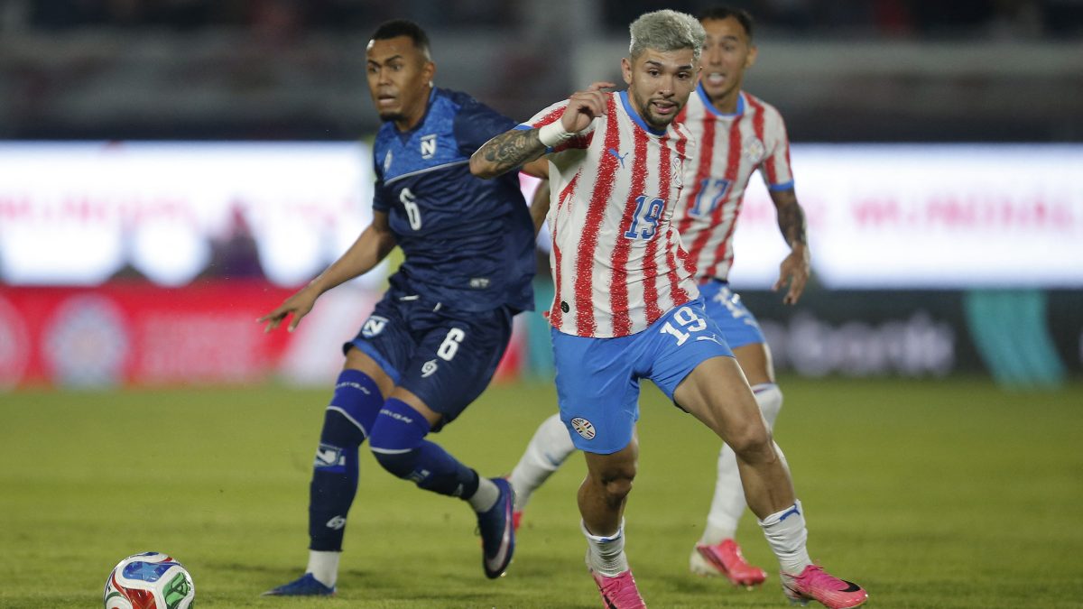 Julio Enciso se recupera e anima Paraguai para a Copa