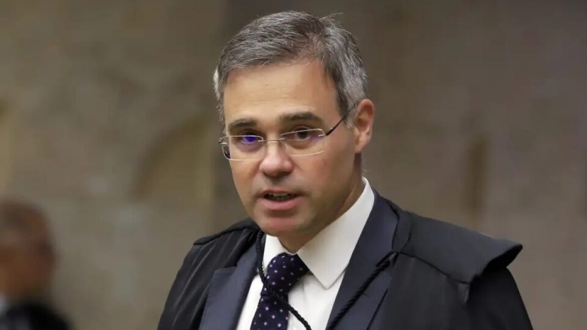 Mendonça alerta que juízes não podem decidir por convicções pessoais e critica ativismo judicial