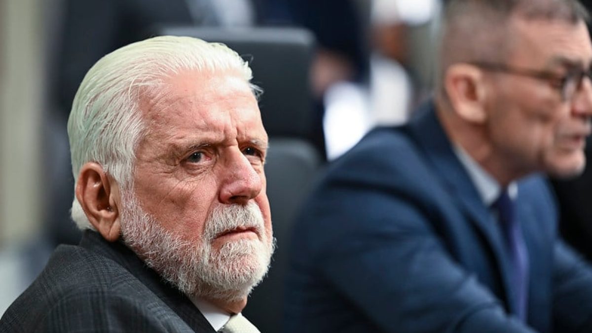 Pressionado, Jaques Wagner prepara saída da liderança do governo após avanço da crise do caso Master