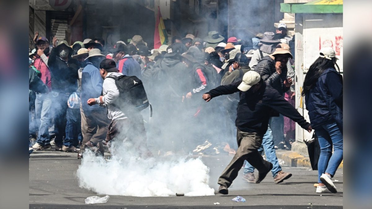 Onda de protestos na Bolívia completa um mês com bloqueios, mortes e crise econômica