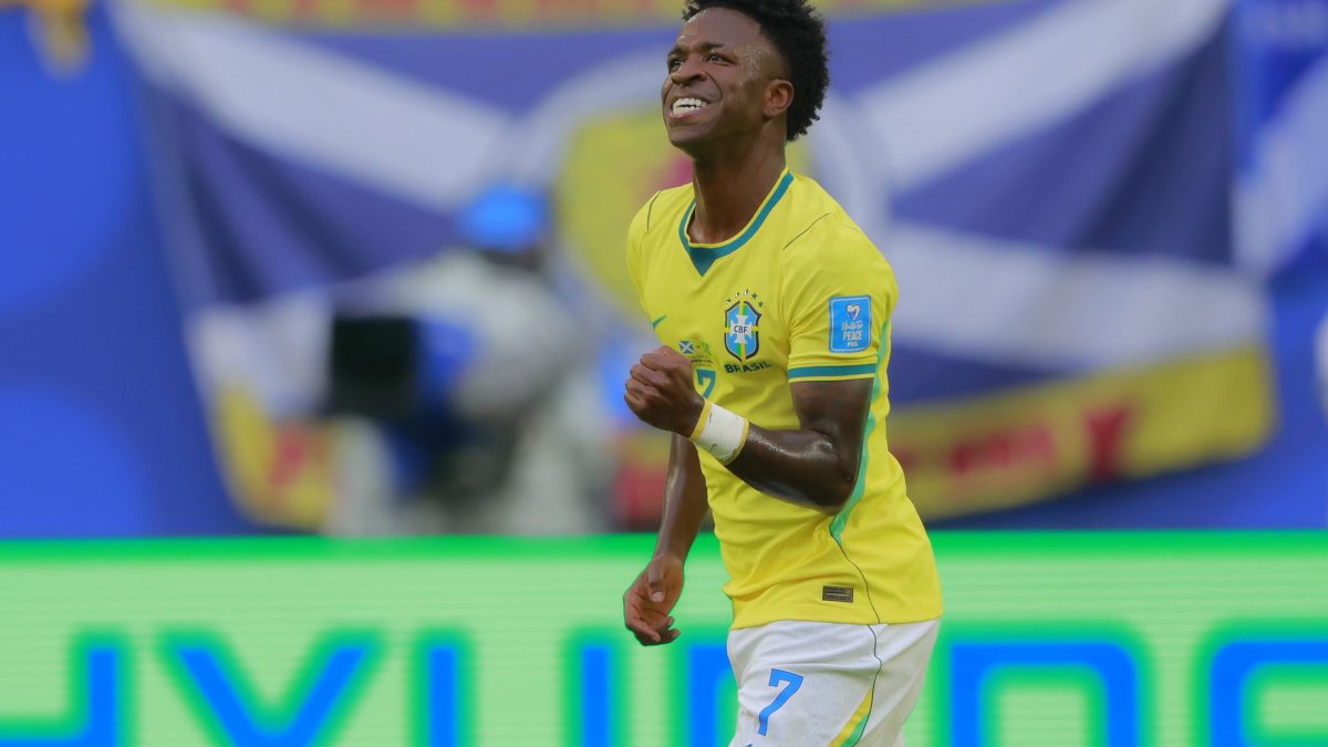 Brasil termina como líder de grupo da Copa do Mundo pela 12ª vez consecutiva