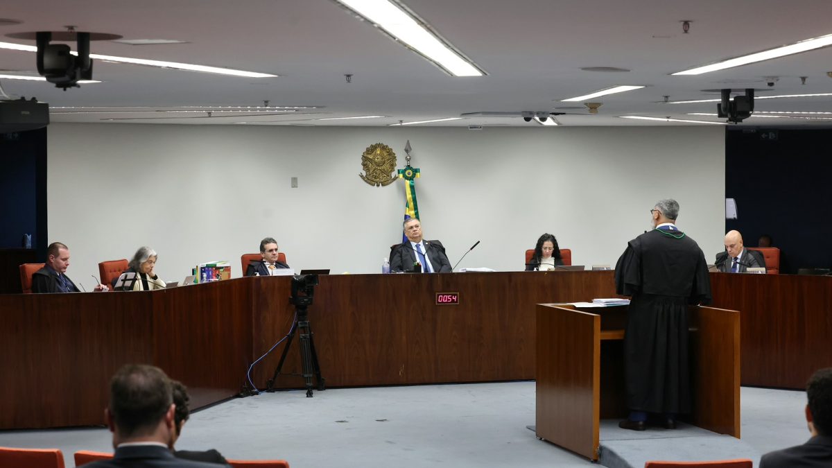 STF condena Eduardo Bolsonaro a 4 anos e 2 meses; juristas apontam falhas no processo