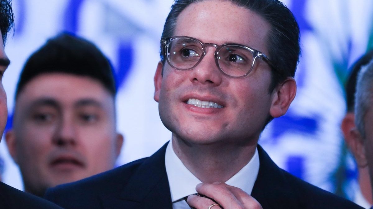 Motta busca equilibrar impasse sobre dívidas do agro e disputa da escala 6x1