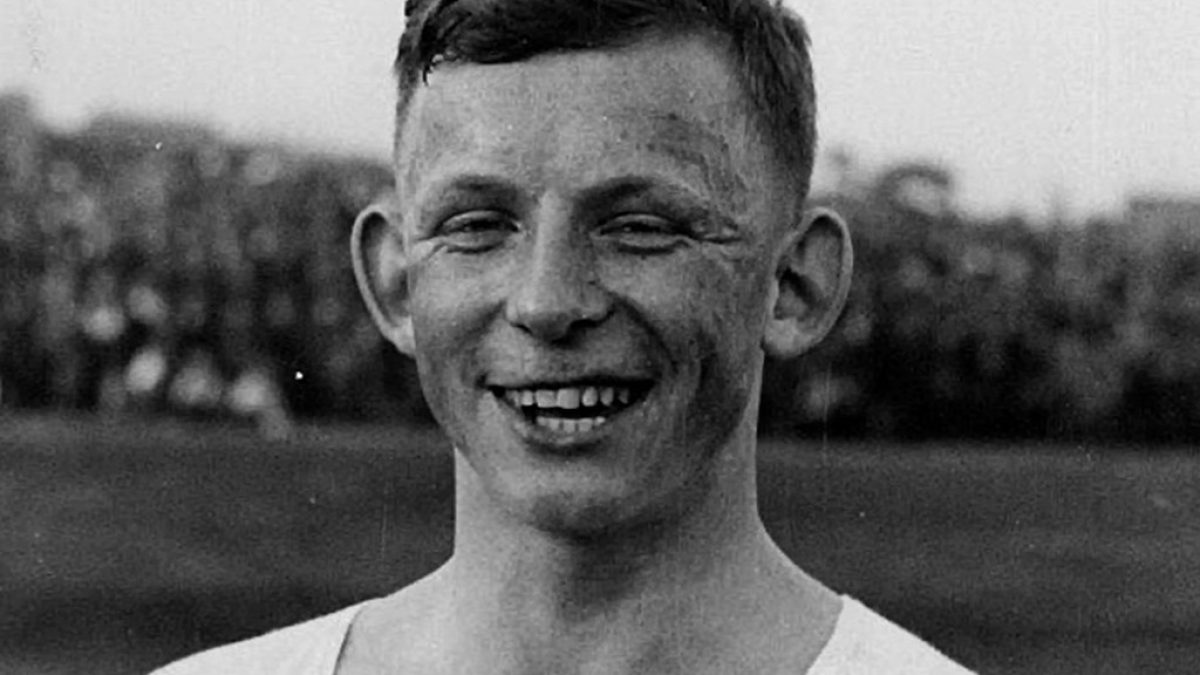Jogador polonês fez 4 gols contra o Brasil em 1938, mas virou pária por laços com nazismo