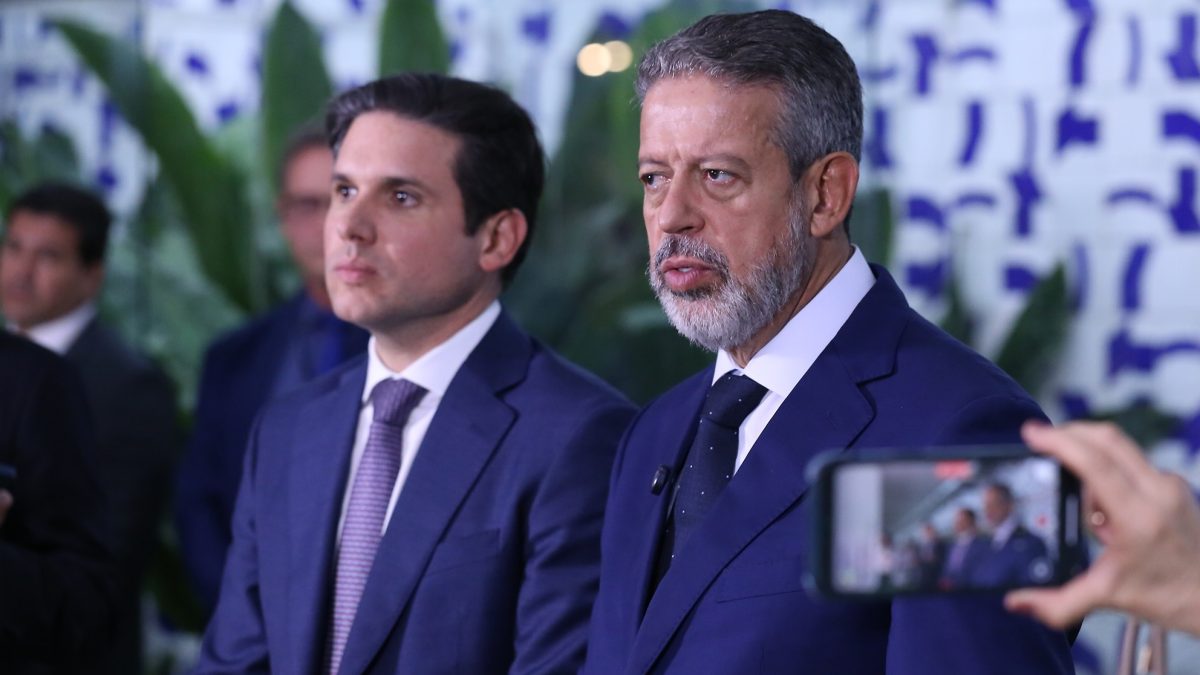 Voto virtual na Câmara esvazia plenário e blinda deputados em temas polêmicos