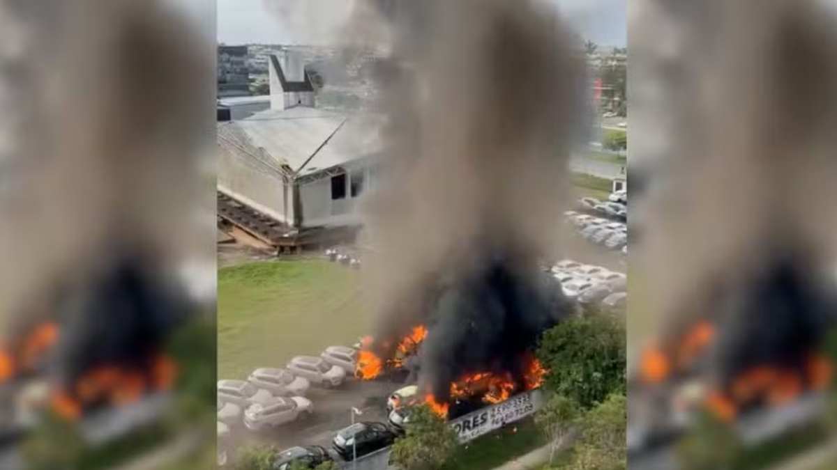 Colisão de helicópteros no Rio de Janeiro deixa seis mortos no Recreio dos Bandeirantes