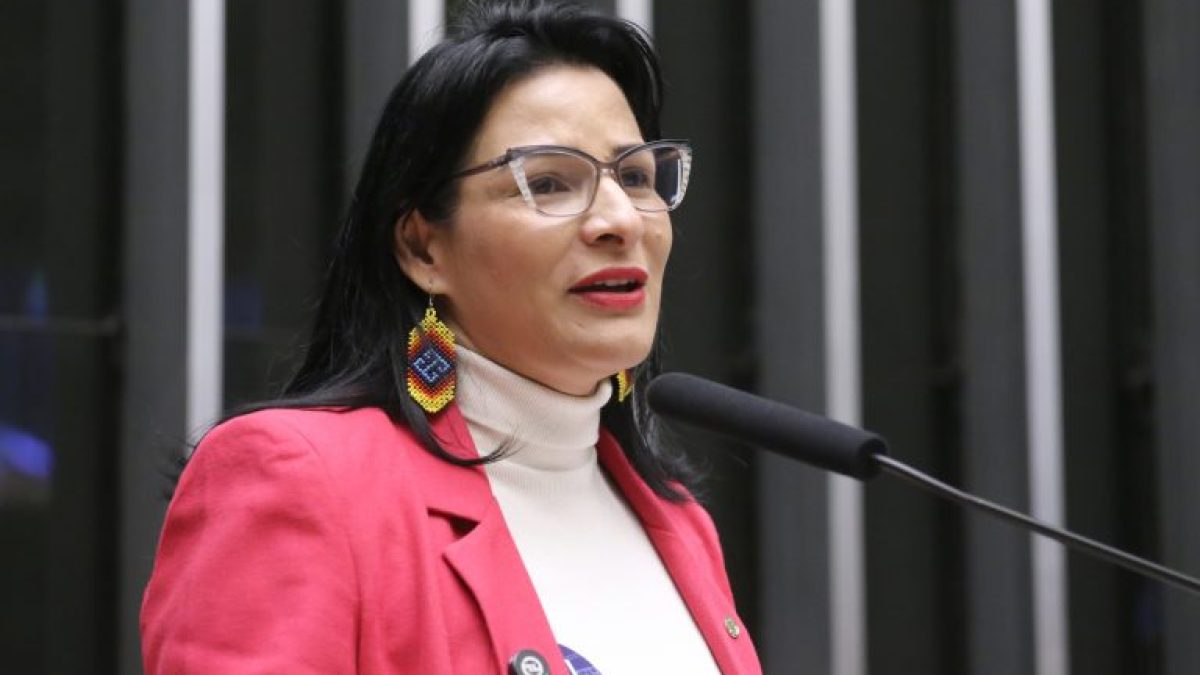 Projeto aprovado permite divórcio póstumo para vítimas de feminicídio