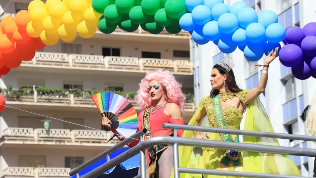 Parada LGBT+ supera Marcha para Jesus em público em SP, aponta USP