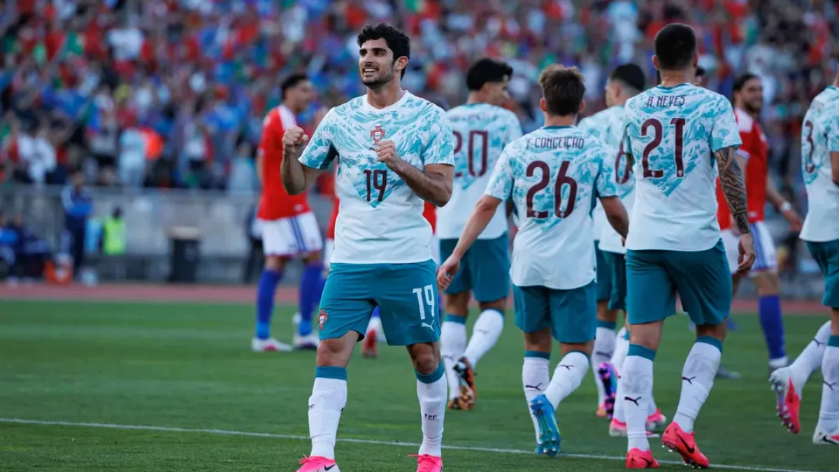 Portugal vence Chile em amistoso com gol de Gonçalo Guedes e expulsão de Rafael Leão