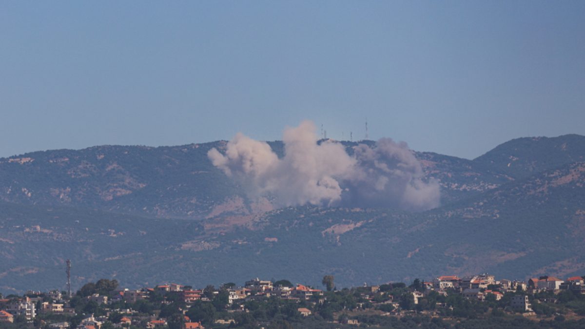 Irã fecha Estreito de Ormuz após ataques israelenses no Líbano e acusa EUA de descumprir acordo