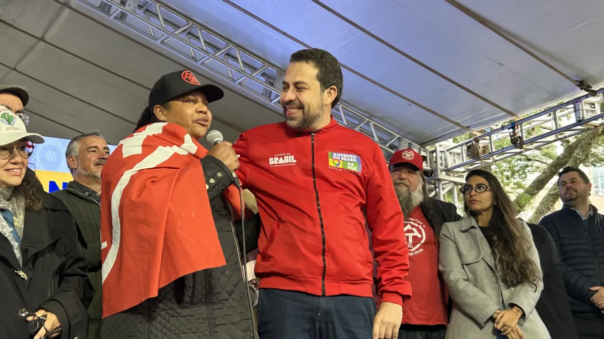 Boulos anuncia expansão do 'Governo na Rua' e defende retrofit de prédios do INSS