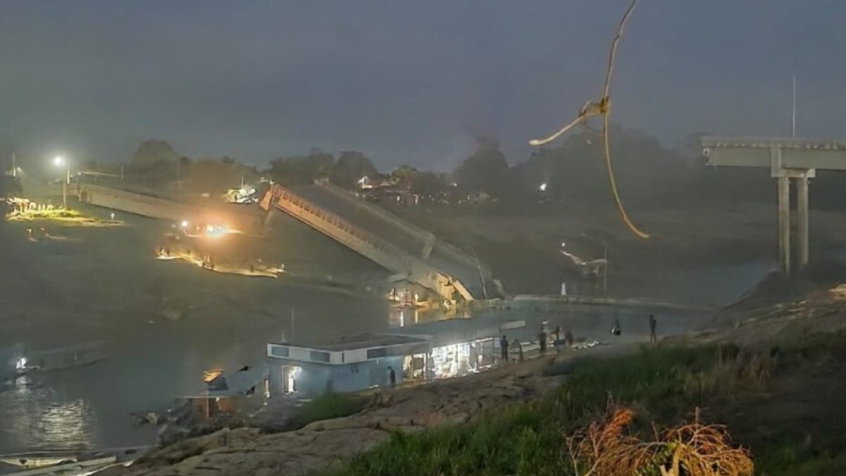 Ponte inaugurada há menos de 3 anos desaba no Acre e deixa quatro feridos