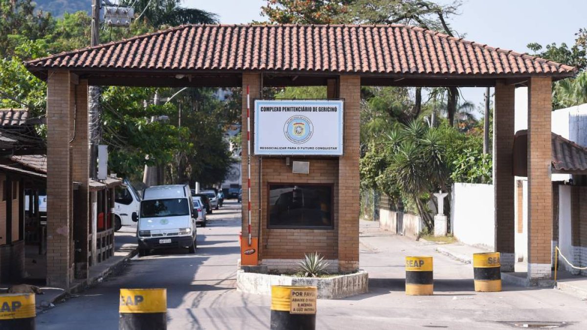 Polícia Federal prende casal suspeito de falsificar alvarás de soltura no Rio