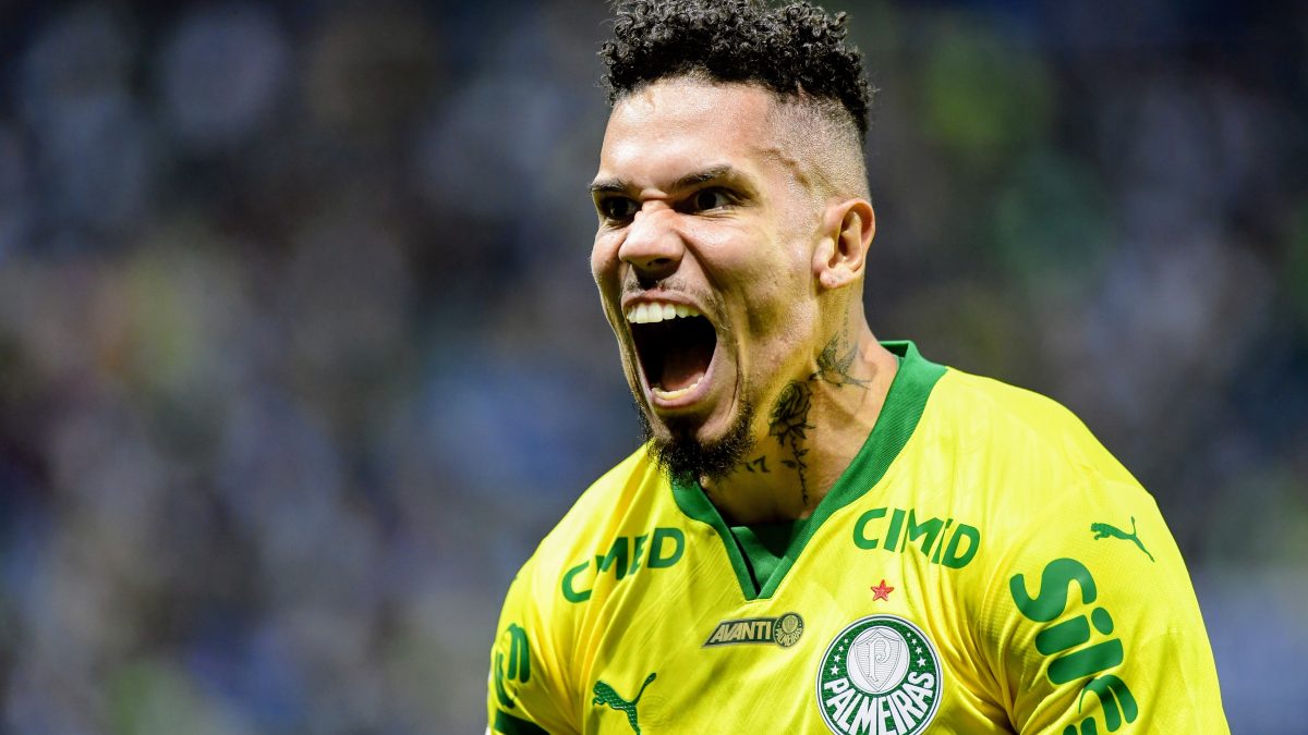 Paulinho encerra primeiro ciclo de recuperação e anima Palmeiras com gols