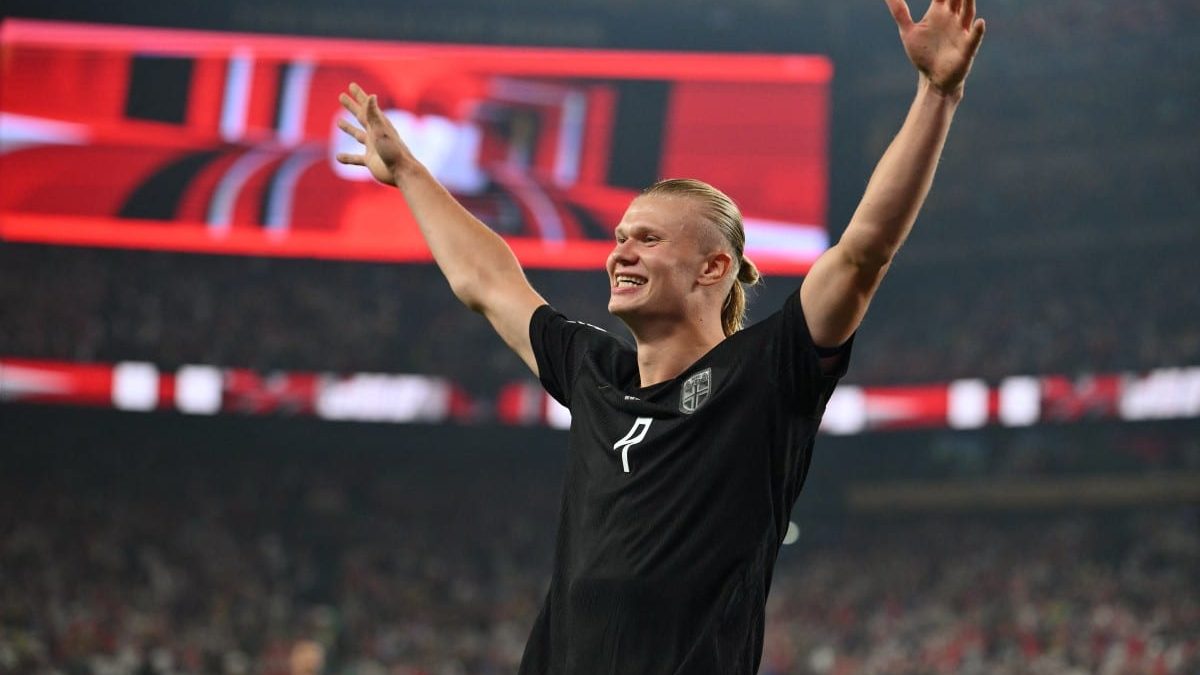 Noruega, de Haaland, vence Senegal em final emocionante e vai decidir primeiro lugar com a França
