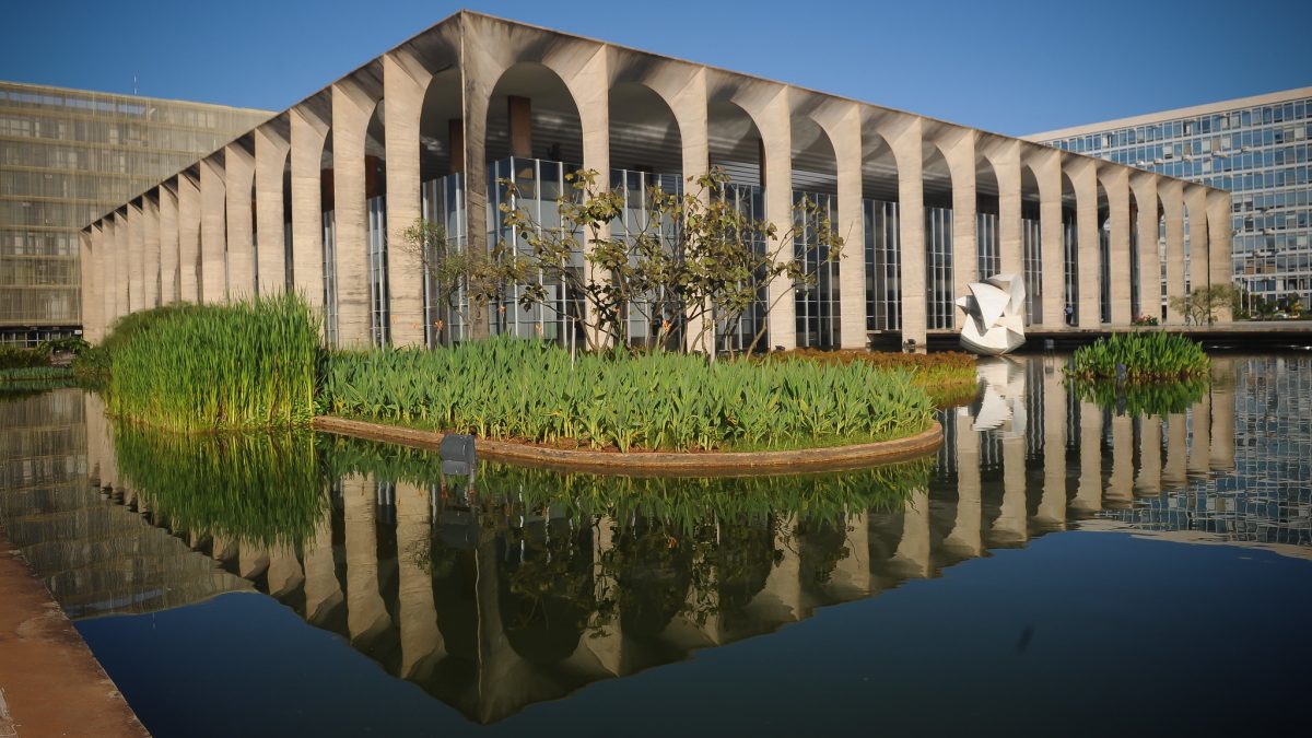 Itamaraty celebra acordo entre EUA e Irã e defende fim de hostilidades