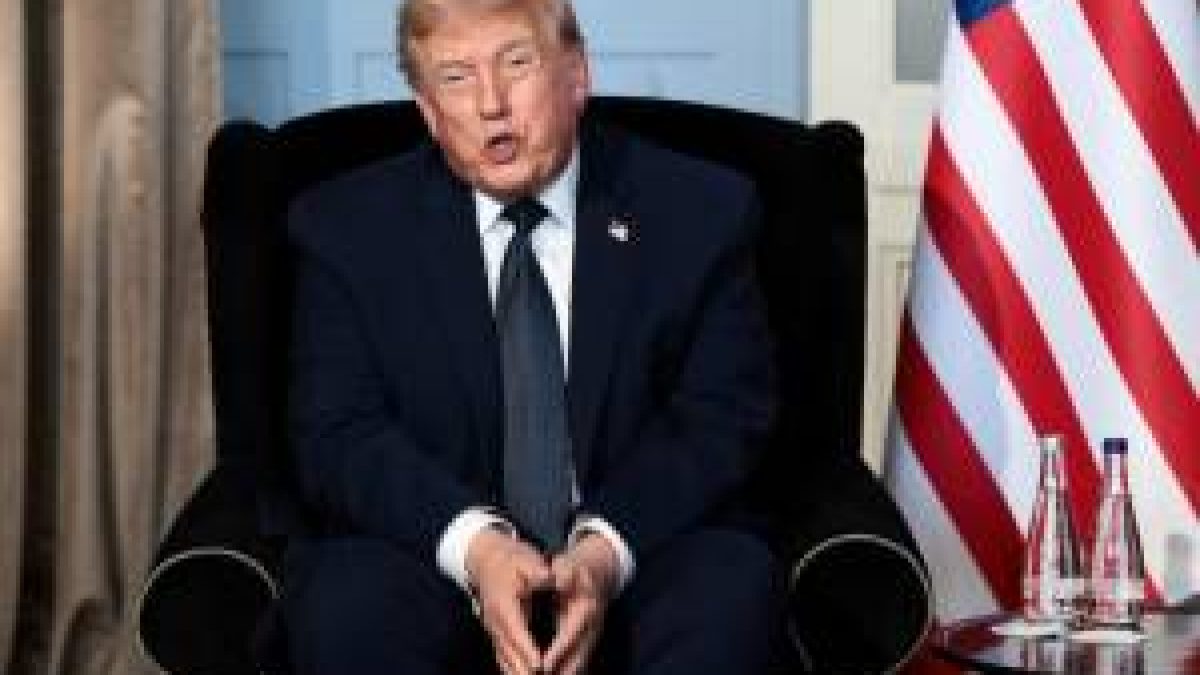 Trump ameaça atingir Irã ‘com mais força’ durante conversas de cessar-fogo