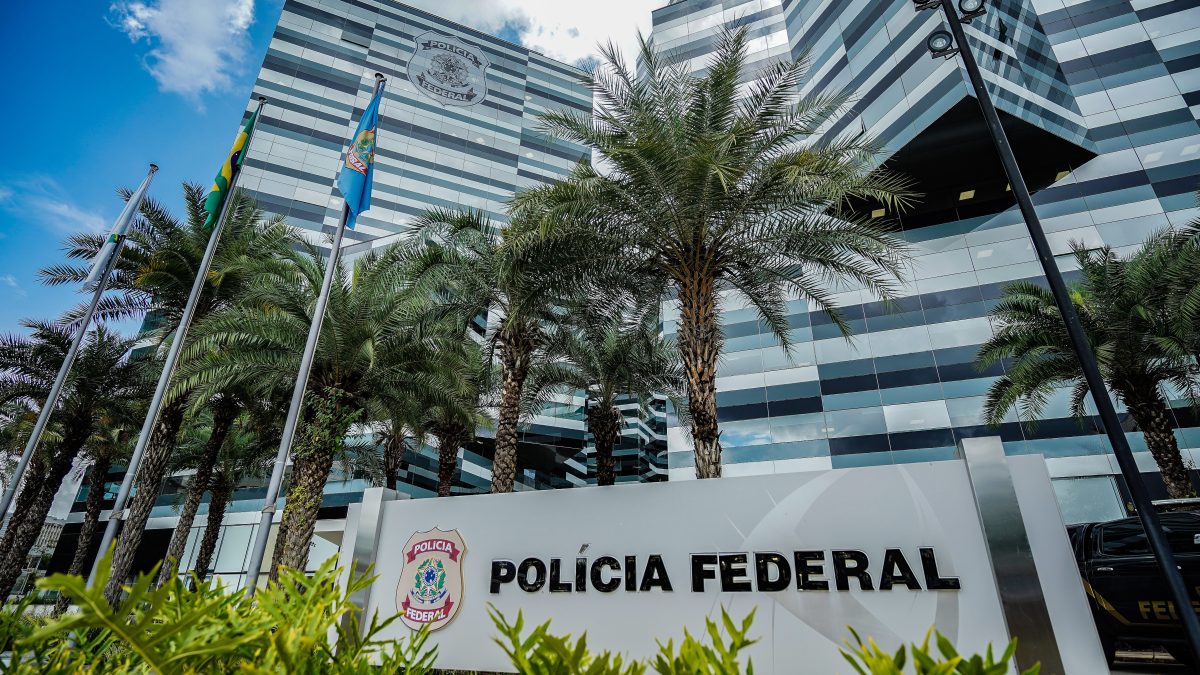 Operação da PF mira banco de Edir Macedo, da Universal
