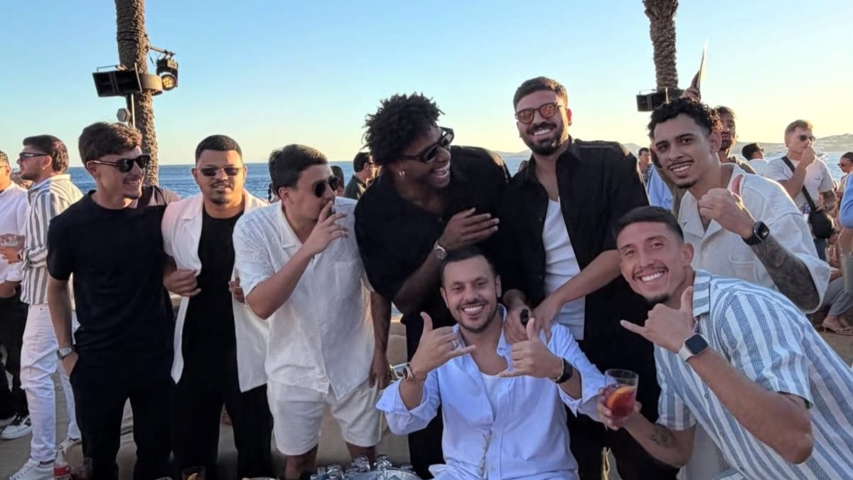 Retorno ao CT: elenco do Corinthians vive últimos dias de férias antes da intertemporada