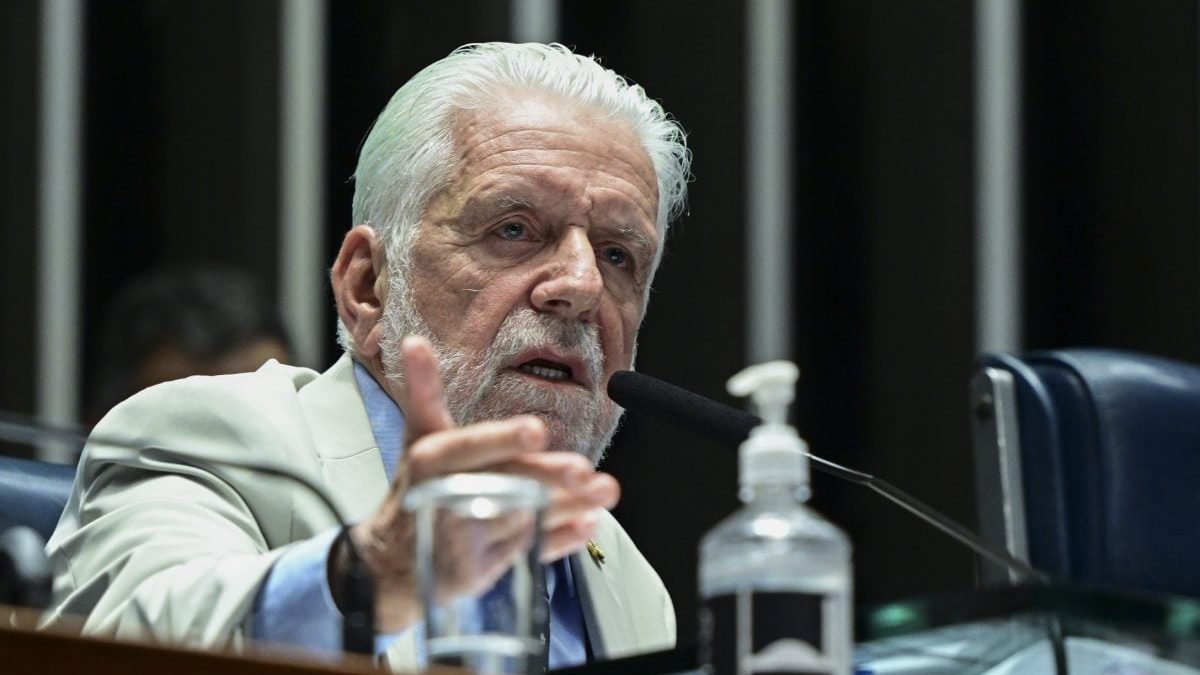 PT já articula a sucessão de Jaques Wagner na liderança do governo no Senado